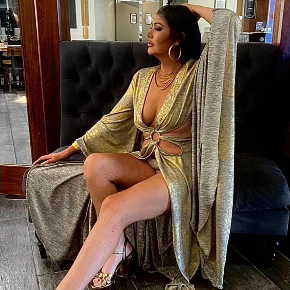 Manish Vaid gold gown, cocktail dress